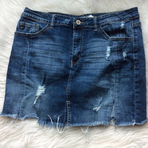 Kancan Distressed Denim Mini - Picture 3 of 3